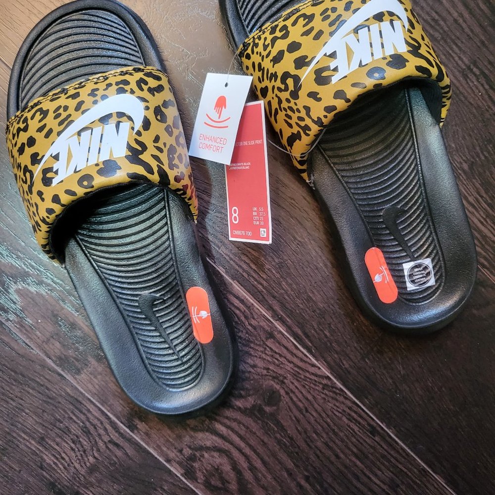 Nike slides women brand new